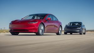 2024 Tesla Model 3 Highland 0-60 MPH and 1/4-Mile Times: RWD Standard Range  + AWD Dual-Motor Long Range Tested
