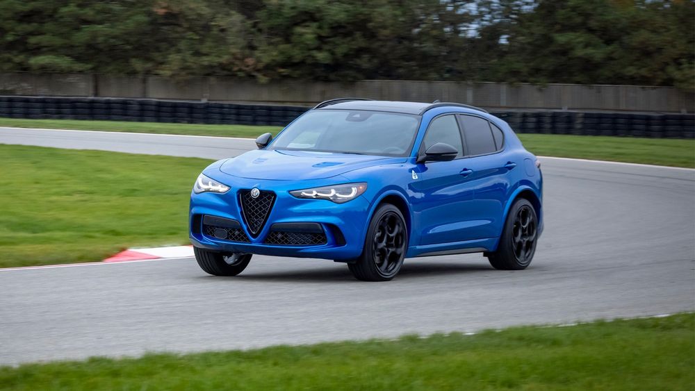 Alfa Romeo Stelvio Quadrifoglio Car Shoe Estate 2018 New Alfa