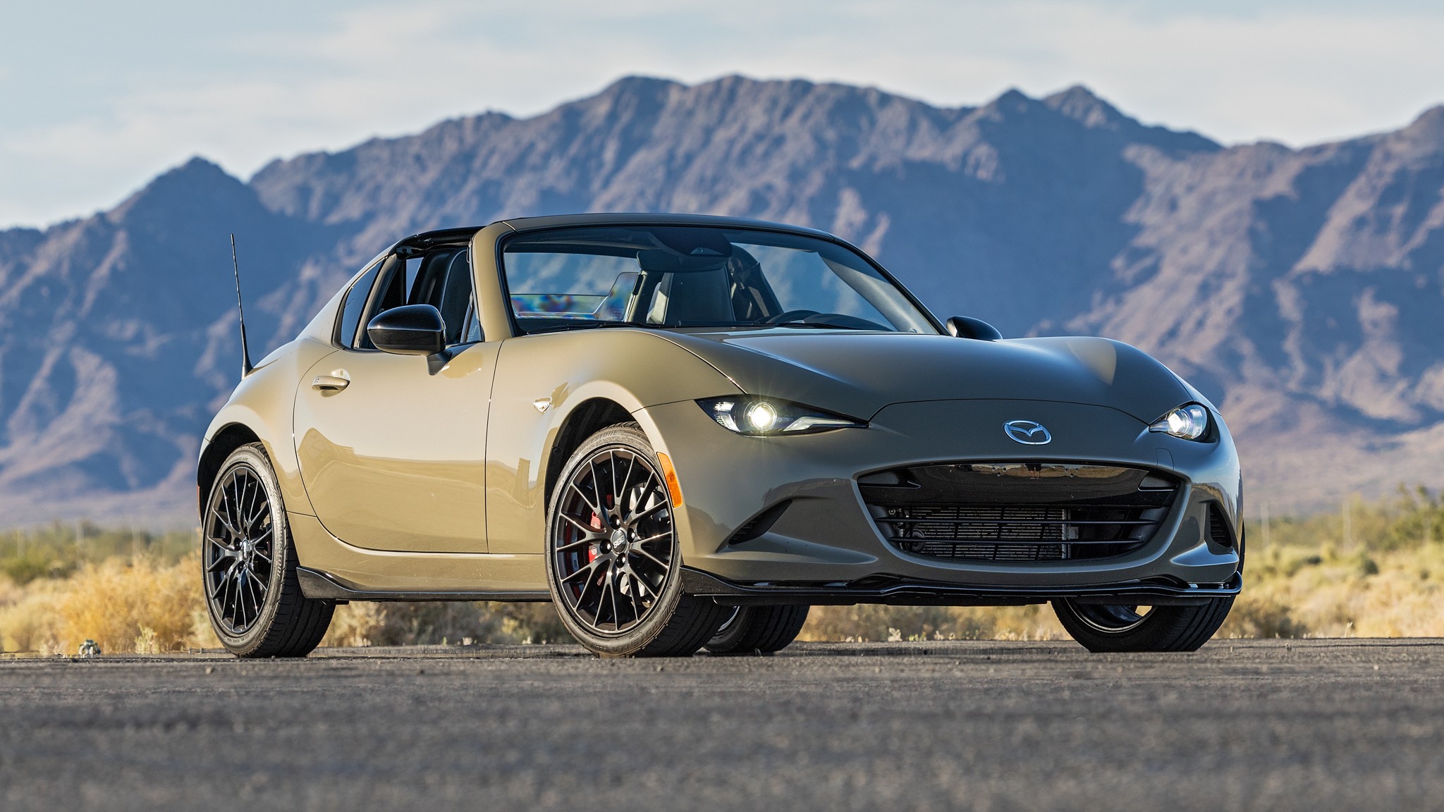 2024 Mazda MX-5 Miata RF: 2024 PVOTY Contender